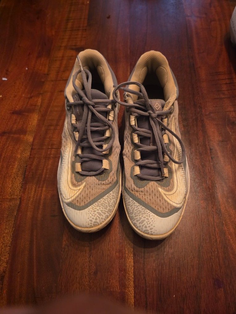 Nike Baseball Cleats - photo 2