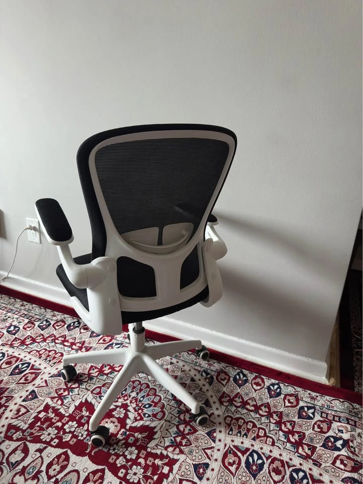Modern Ergonomic Gaming/Office Chair – Excellent Condition - photo 3