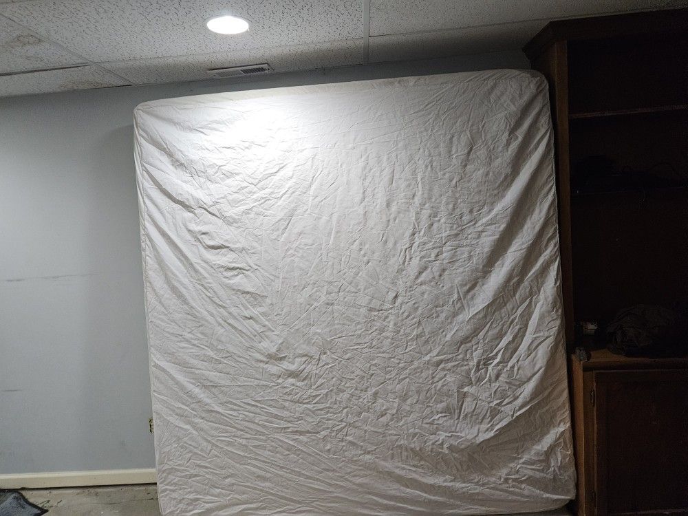 King Size Memory Foam Mattress - photo 2