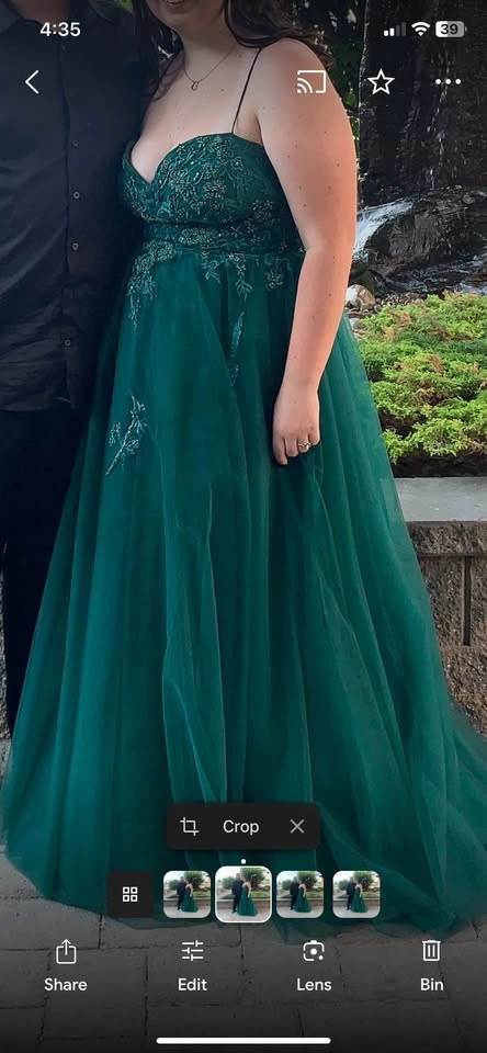 Emerald Grad/Prom Dress - photo 4