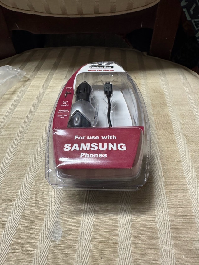Wireless Gear Rapid Car Charger for Samsung - photo 2