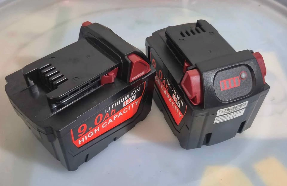 2x Milwaukee 18V 9.0Ah High Capacity Replacement Batteries - photo 3