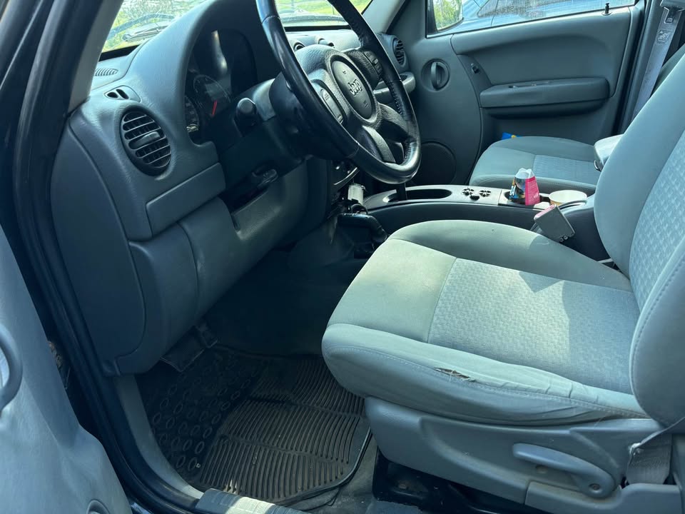 2006 Jeep Liberty - photo 3