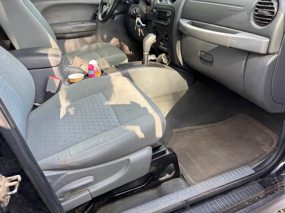 2006 Jeep Liberty - photo 5