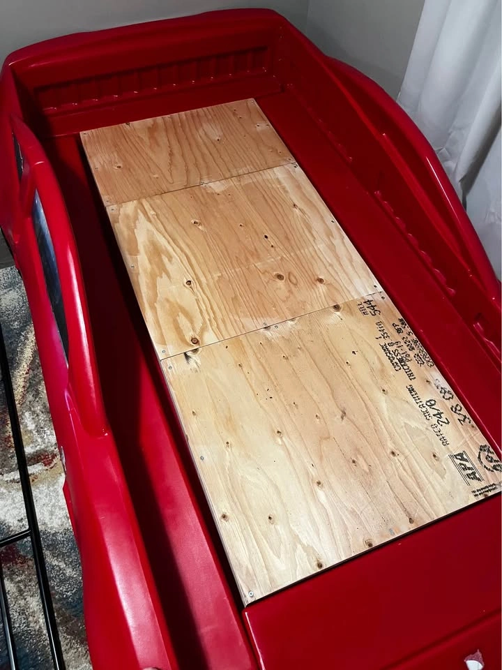 Red car bed - photo 3