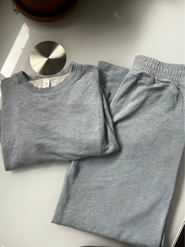 Yogalicious Outfit - Baby Blue Crop Sweater & Wide Leg Pants - photo 2