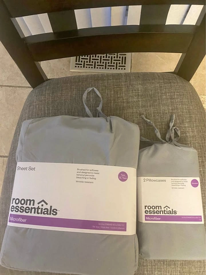 New Twin Grey Microfiber Sheet Set/2 Extra Pillowcases