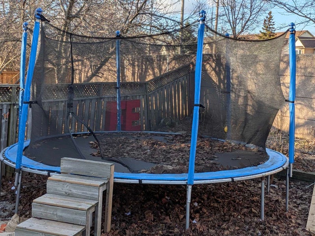Free Trampoline