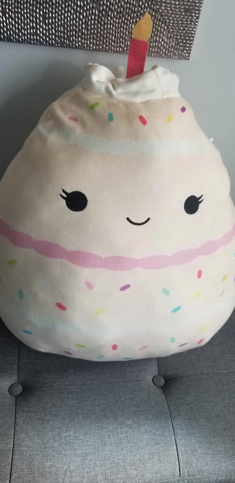 Huge Rare Discontinue 16" Dorina Birthday Cake Squishmallow - photo 2