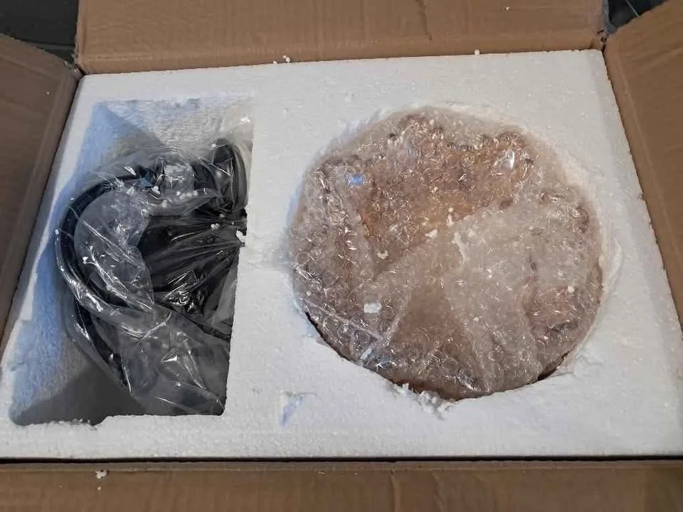 3-Light Vanity Light with Amber Glass image indicator(3)