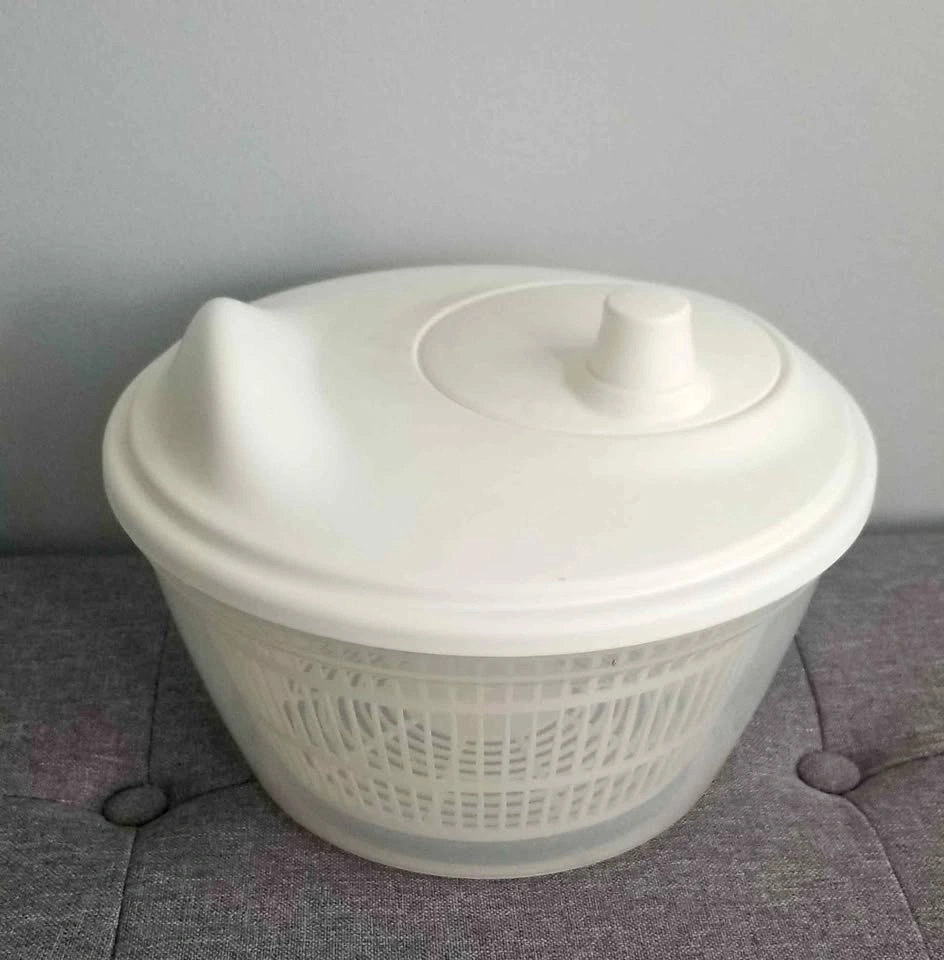 White Salad Spinner