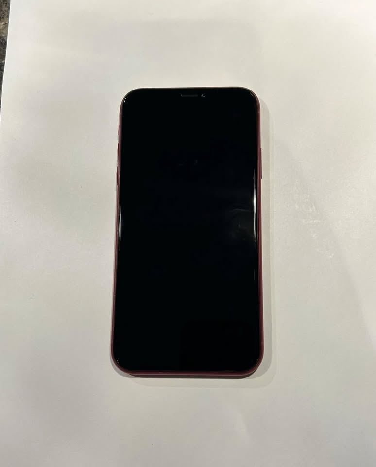 Apple iPhone XR - 64GB - Red (Unlocked) (CA) - photo 4