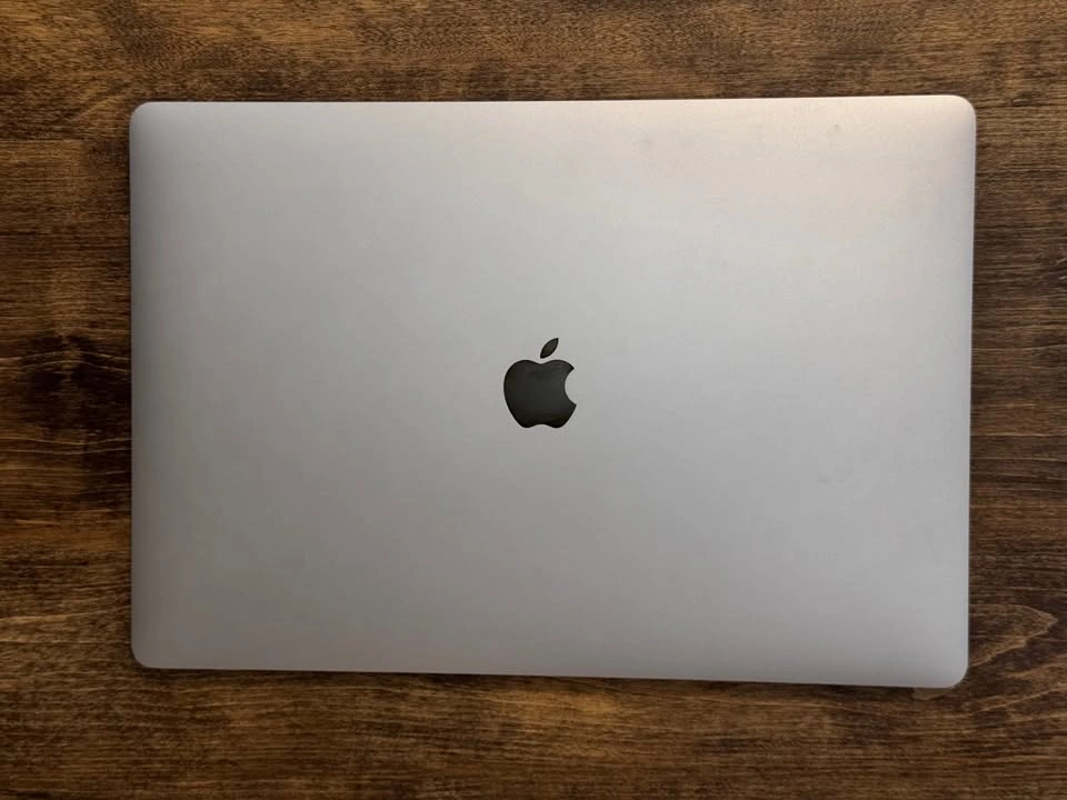 Macbook Pro 2019 16" - Radeon Pro 5300M - photo 2