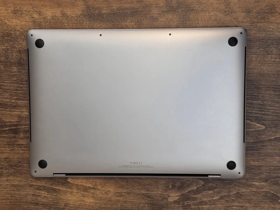 Macbook Pro 2019 16" - Radeon Pro 5300M - photo 3