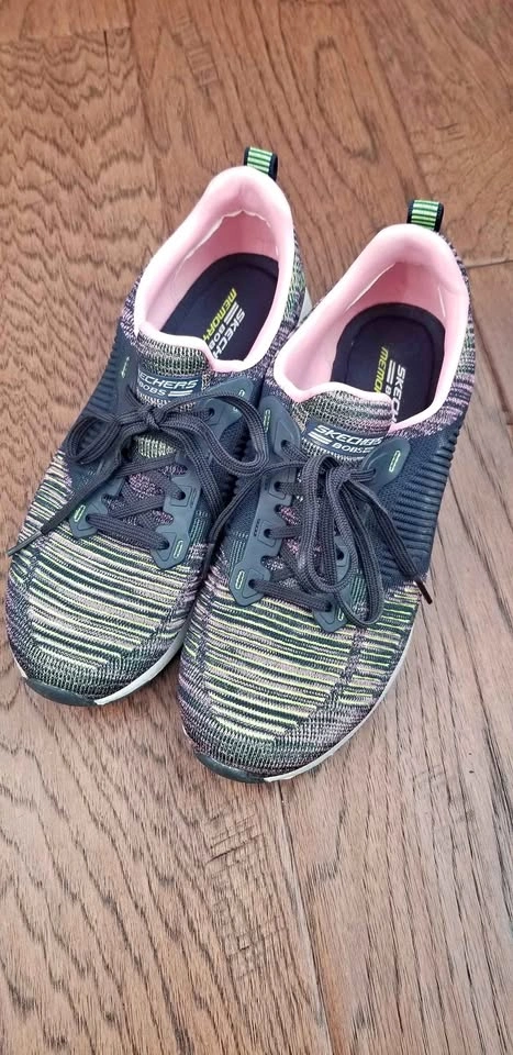 Skechers Bobs Memory Foam Sneakers Womens Size 8