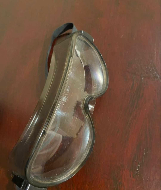 Grey Encon CSA Protective Lab Goggles - photo 2