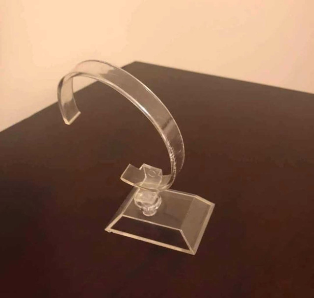 Single Clear Watch Display Stand