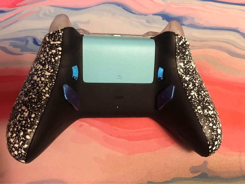 Custom Xbox One S Controller - photo 2