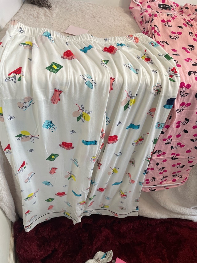 Brand NEW DKNY Women’s PJ’s Sz M - photo 2