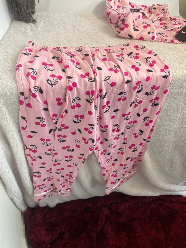 Brand NEW DKNY Women’s PJ’s Sz M - photo 5
