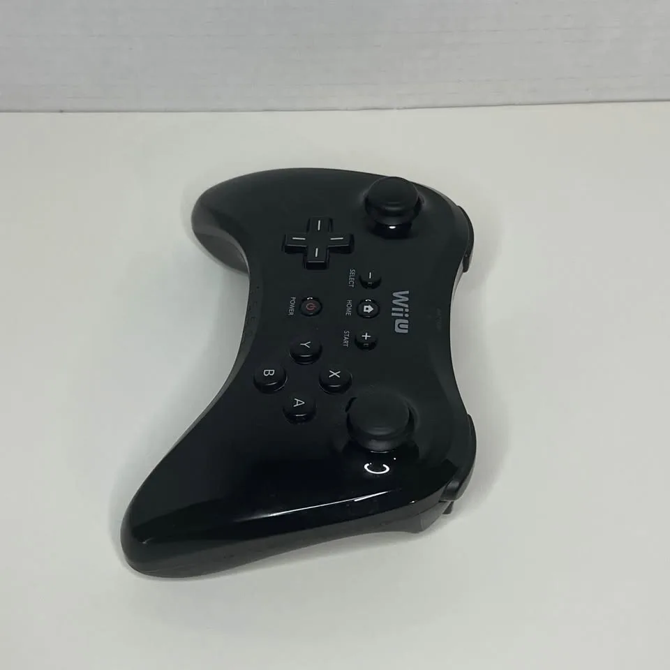 Nintendo Wii U Pro Controller image indicator(5)