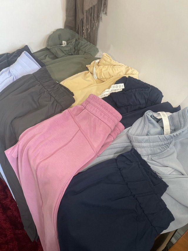 Brand NEW Women’s Lululemon Pants Sz 4 6 10