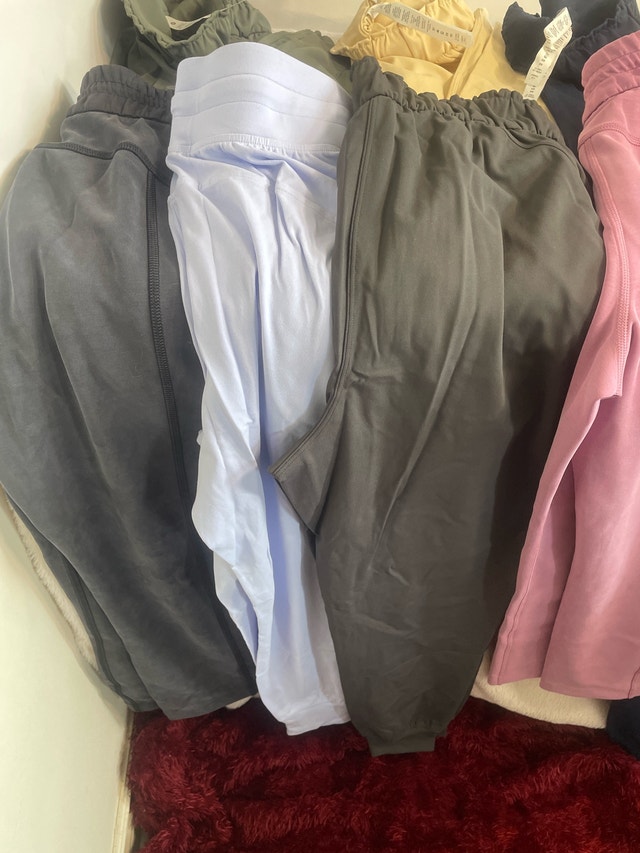 Brand NEW Women’s Lululemon Pants Sz 4 6 10 - photo 2