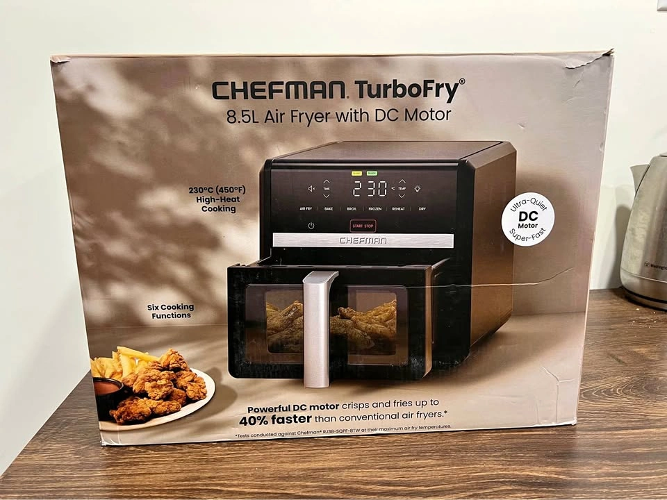 Chefman TurboFry 8.5L Air Fryer - New (Missing Racks)