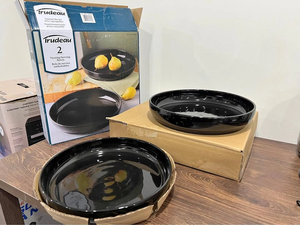 Trudeau Serving Bowls – Set of 2 (Brand New)
