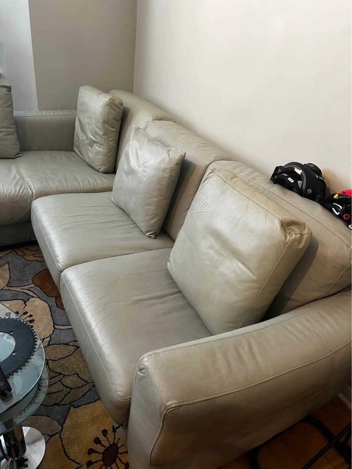 Premium leather couch - photo 2
