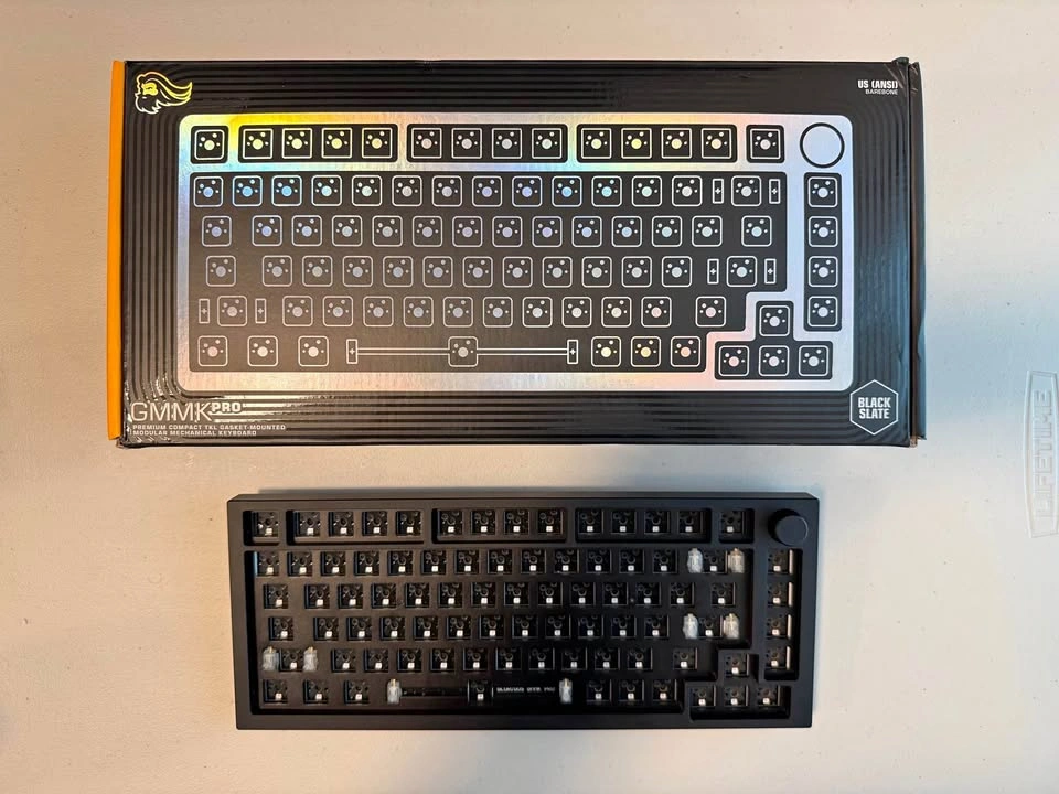 Glorious GMMK Pro Keyboard - 75% Barebones - Black