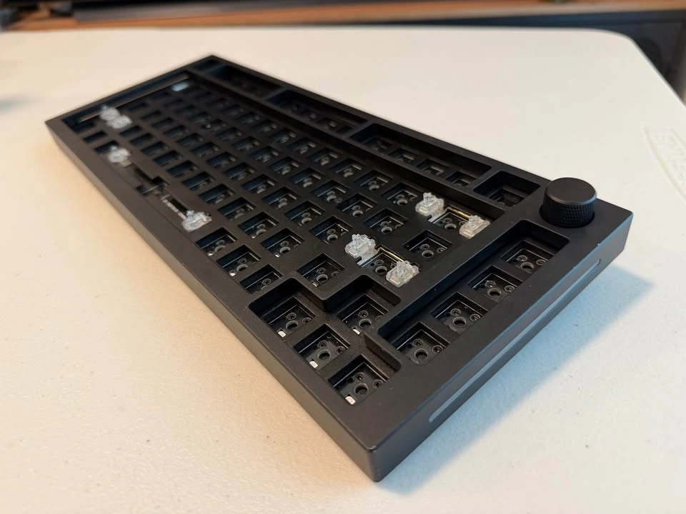 Glorious GMMK Pro Keyboard - 75% Barebones - Black - photo 3