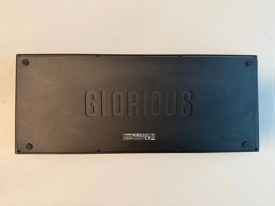 Glorious GMMK Pro Keyboard - 75% Barebones - Black - photo 5