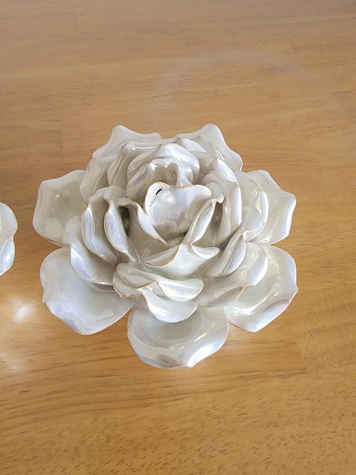 Set of 2 Ceramic Roses for Home Decor - photo 2