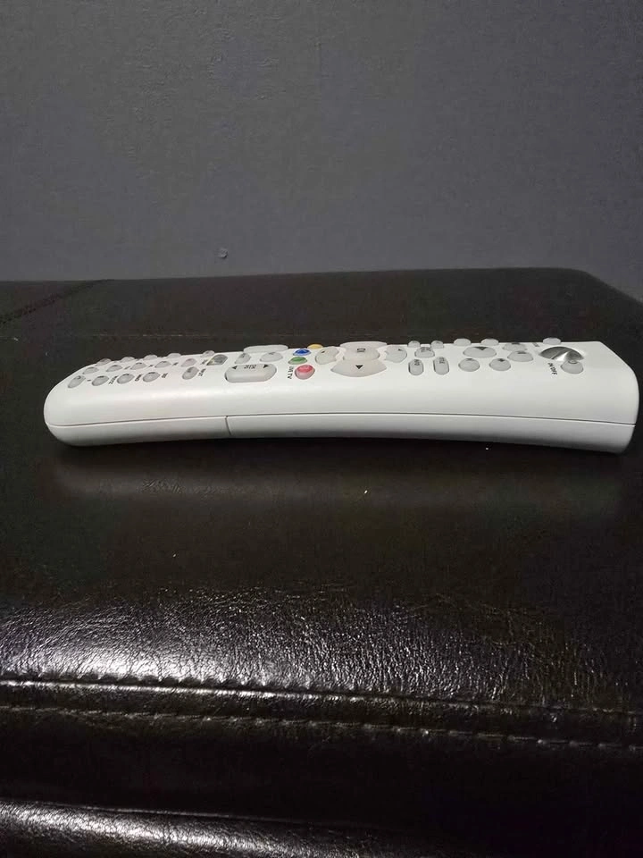 Xbox 360 Universal Media Remote - photo 5