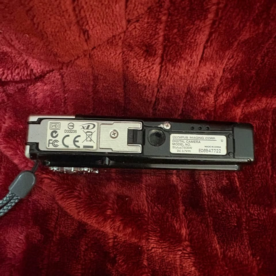 Olympus Stylus 790 SW - photo 4