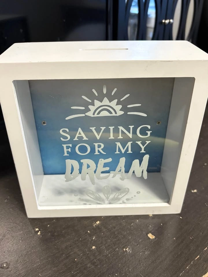Two pictures / one piggy bank - photo 2