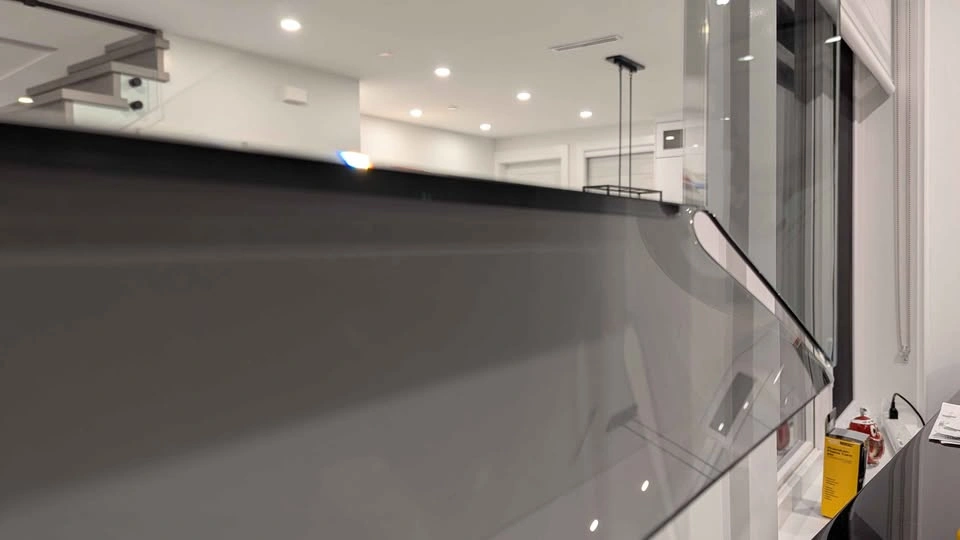 Stunning Decorative One-Piece Glass Mirror - photo 2