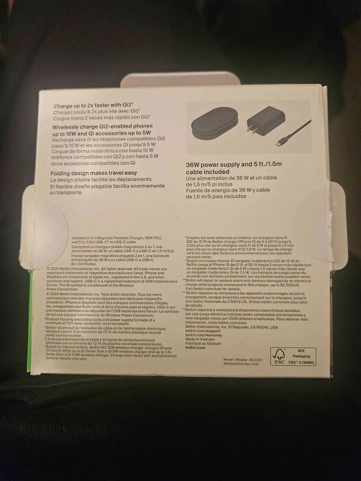 Belkin BoostCharge 2-in-1 Magnetic Foldable Charger - photo 2