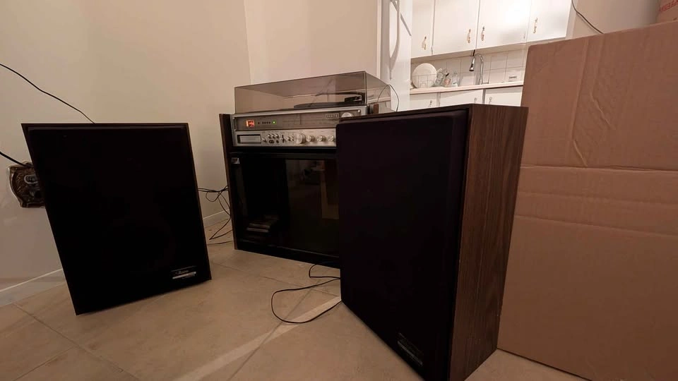 Zenith Integrated Stereo System with Allegro 500 Speakers - photo 5