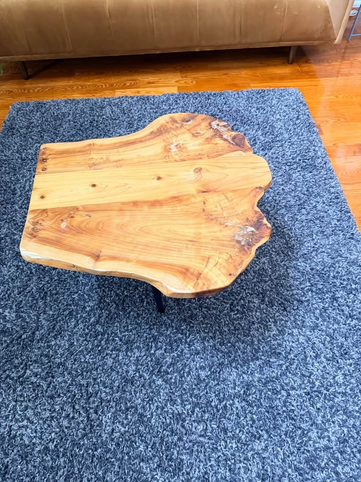 Live Edge Distressed Coffee Table - photo 2