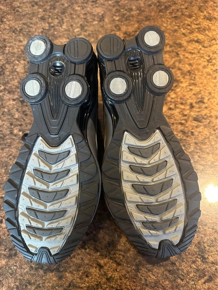 Nike Wmns Shox Junior Black Metallic Silver - photo 2