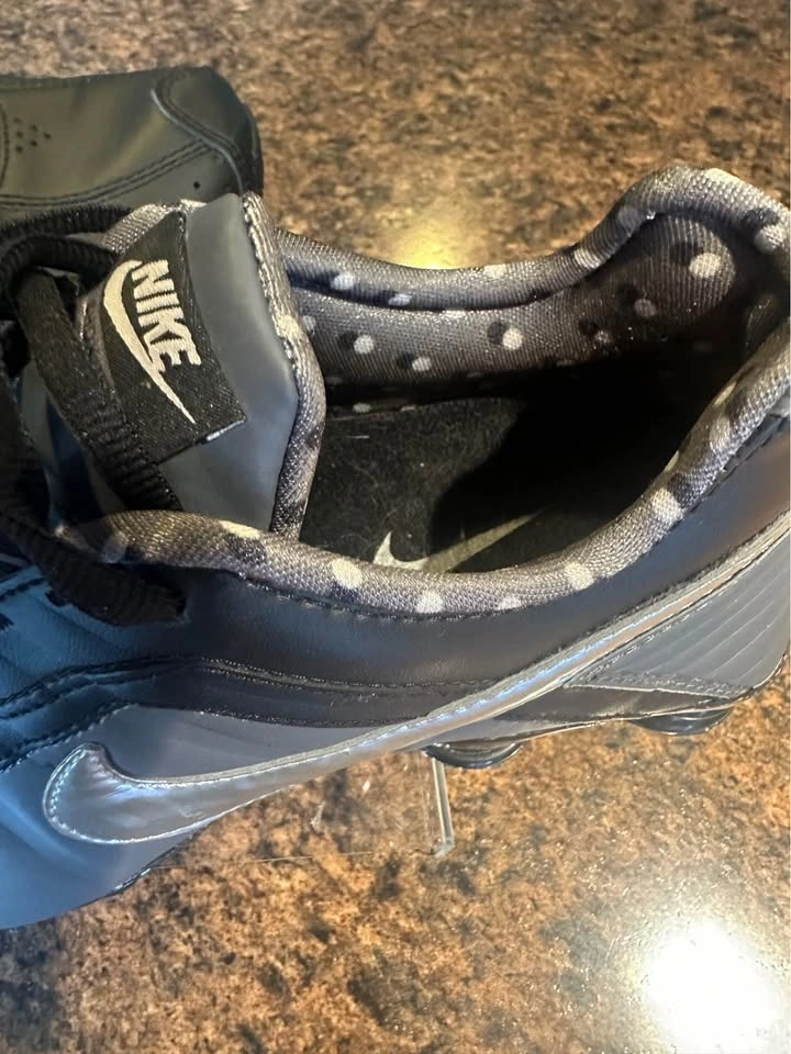 Nike Wmns Shox Junior Black Metallic Silver - photo 4