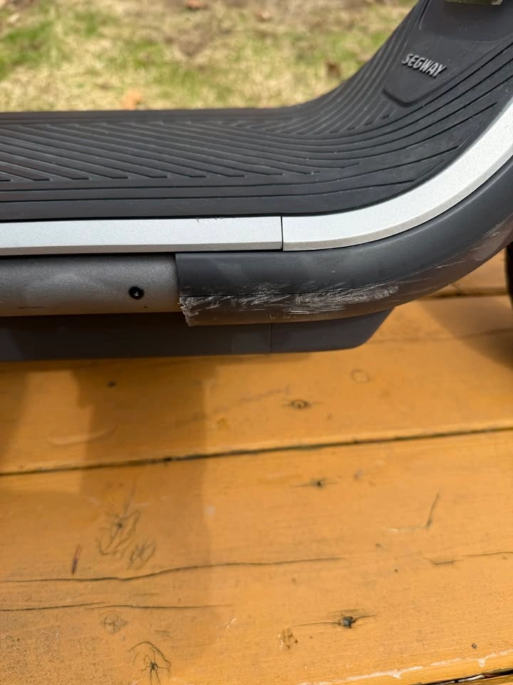 Segway Ninebot P65 Electric Scooter - 1119km - Works Perfectly - photo 5
