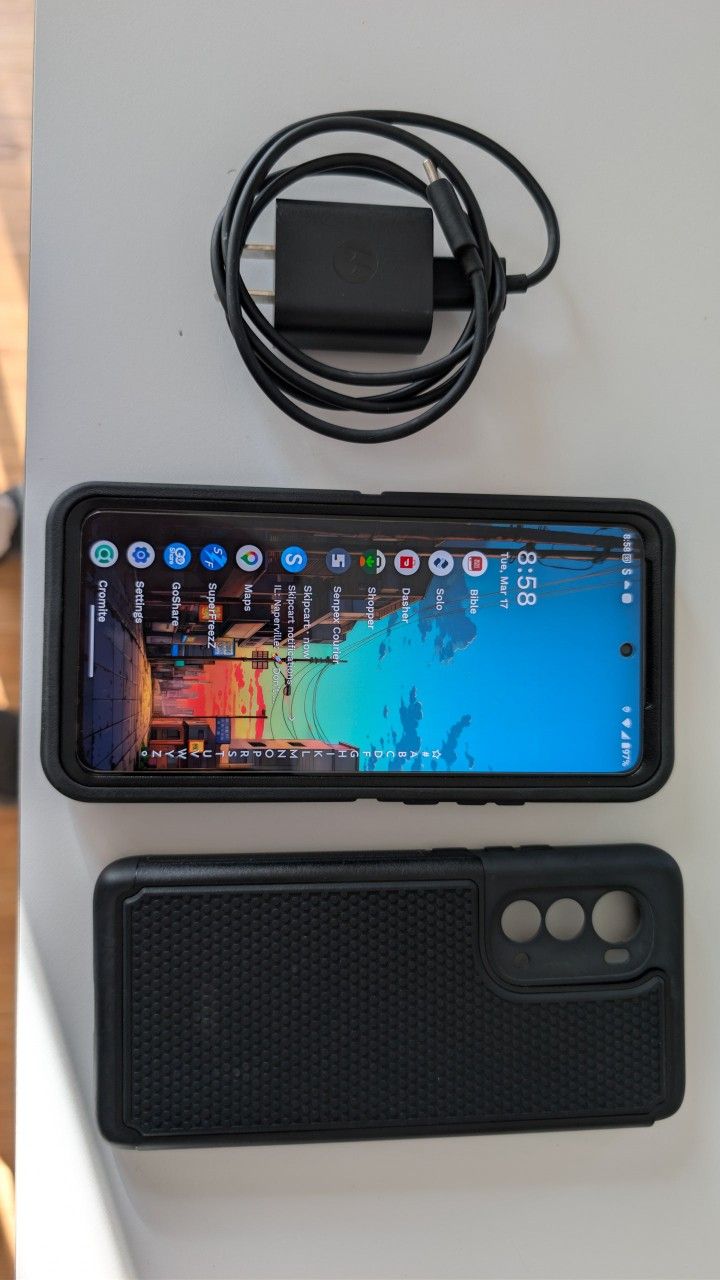 Used Motorola Edge 2022, Well Maintained Phone, Still Receiving