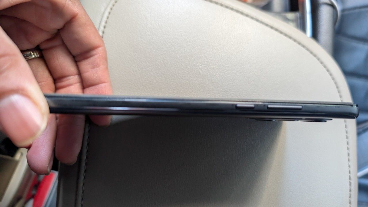 Used Motorola Edge 2022, Well Maintained Phone, Still Receiving - photo 4