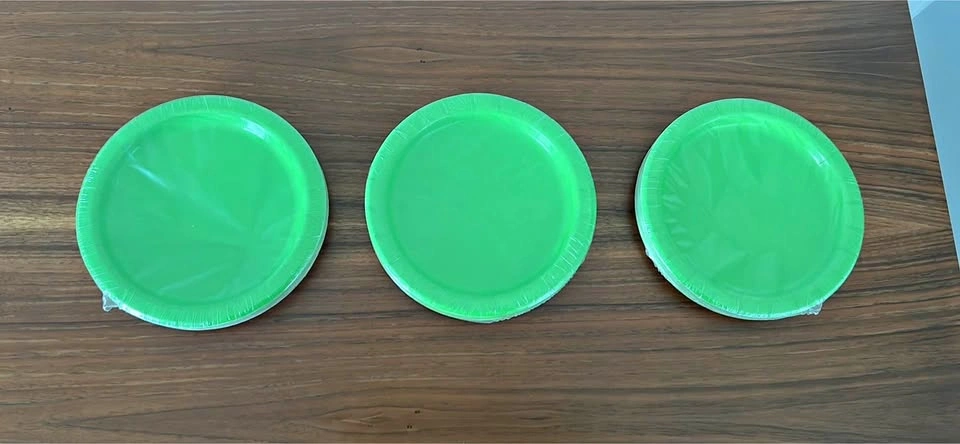 Party Plates Bundle – Green Plates (3 Packs, New)