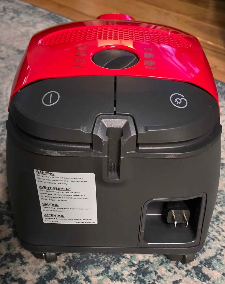 Miele S2 Contour Canister Vacuum (S2180) - photo 5