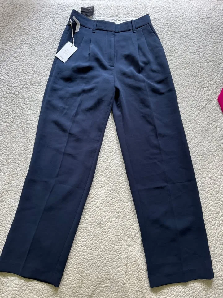 BNWT Wilfred Effortless Pant - Size 4R thumbnail