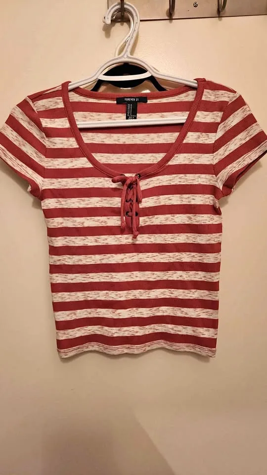 BNWOT Orange striped ribbed tshirt (medium) thumbnail
